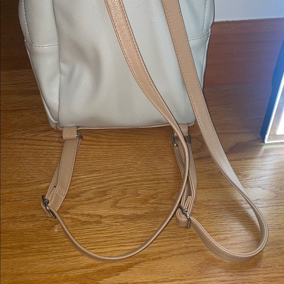 Mini Backpack - Picture 4 of 8